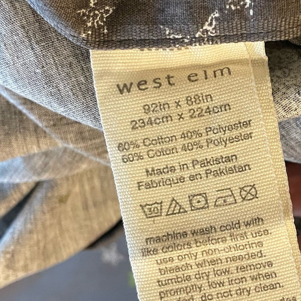 West Elm Gray Star Duvet Cover Queen Perfect! - Picture 5 of 7